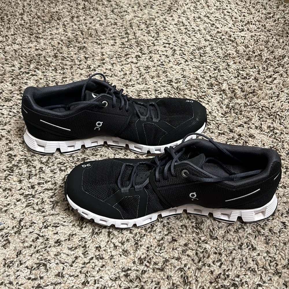 On Cloud Athletic Shoes